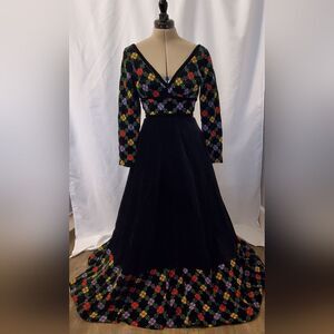 Vintage Lillie Rubin Women's Evening Gown Size 4 Black Velvet Embroidered 1970s